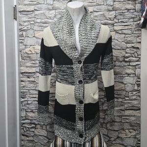 Red Ape Women's Black and Cream Striped Sweater